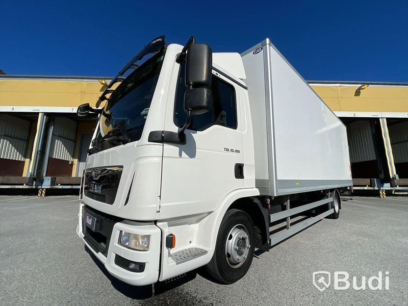 Lastbil Mercedes-Benz Axor 1824| Höj&Sänk SKAB