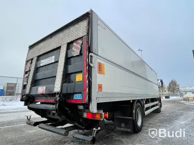 Lastbil Mercedes-Benz Axor 1824| Höj&Sänk SKAB
