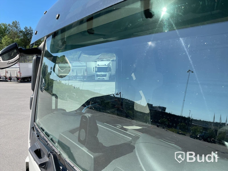 Lastbil Mercedes-Benz Axor 1824| Höj&Sänk SKAB