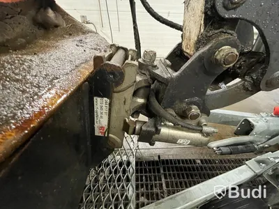 Grävmaskin Bobcat E20 | tre skopor | Tillhörande släp