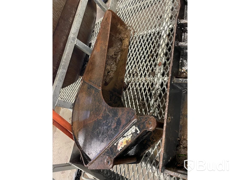 Grävmaskin Bobcat E20 | tre skopor | Tillhörande släp