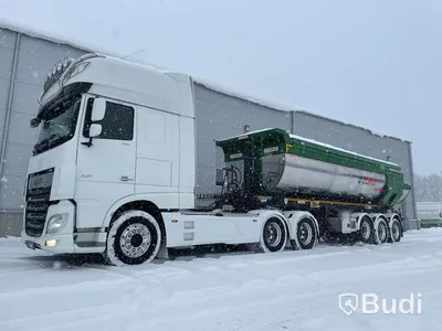 Lastbil DAF XF 530 SSC med schakttrailer/isolerad för asfalt
