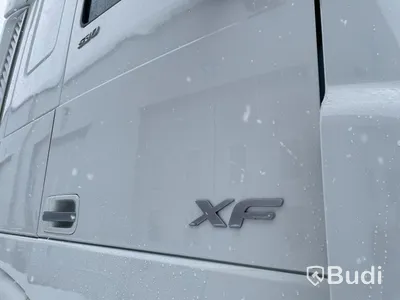 Lastbil DAF XF 530 SSC med schakttrailer/isolerad för asfalt