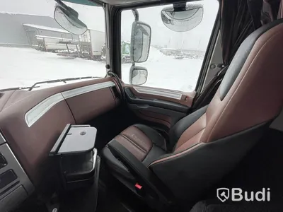 Lastbil DAF XF 530 SSC med schakttrailer/isolerad för asfalt