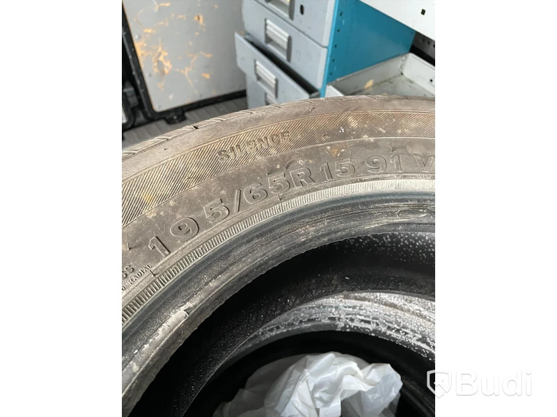 Lätt Lastbil Volkswagen Caddy 1,4 Bensin 75HK