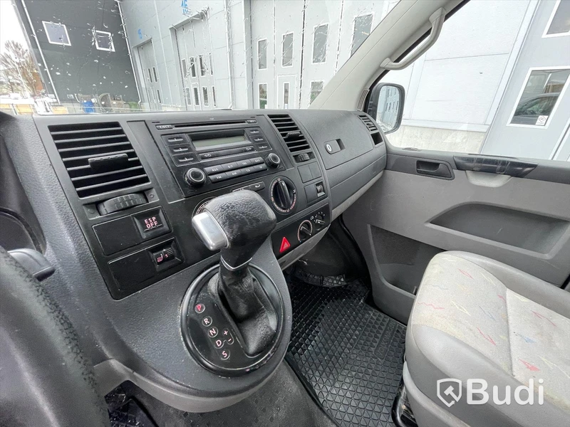 Lätt Lastbil Volkswagen Transporter 2,5 Tdi | 5 sittplatser | Automat