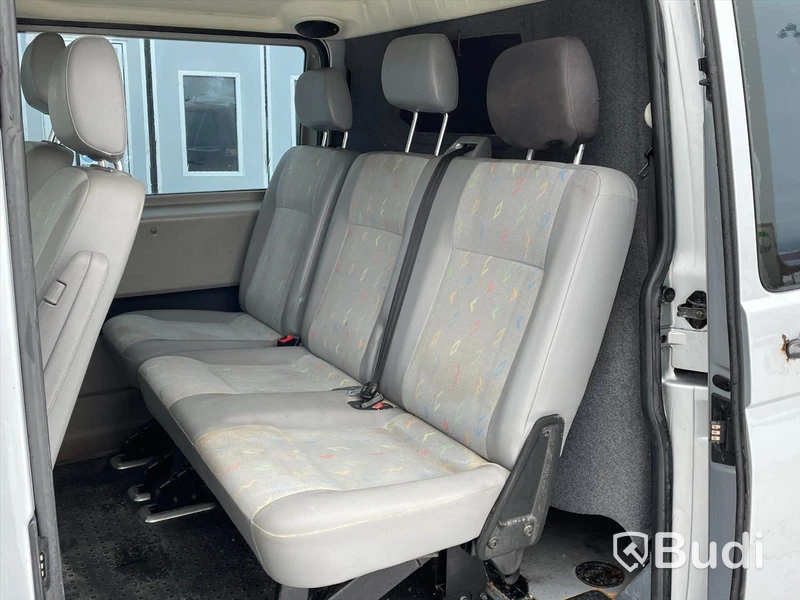 Lätt Lastbil Volkswagen Transporter 2,5 Tdi | 5 sittplatser | Automat