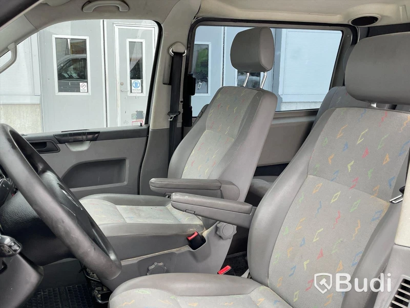 Lätt Lastbil Volkswagen Transporter 2,5 Tdi | 5 sittplatser | Automat