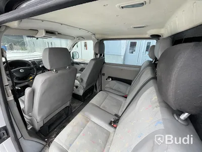 Lätt Lastbil Volkswagen Transporter 2,5 Tdi | 5 sittplatser | Automat