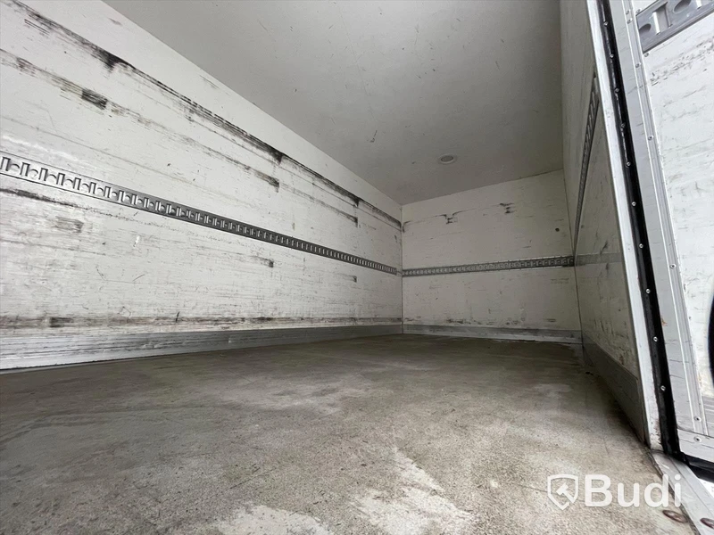 Lätt lastbil Mercedes-Benz Sprinter| 13200mil | Automat |