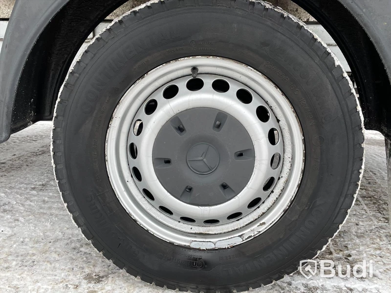 Lätt lastbil Mercedes-Benz Sprinter| 13200mil | Automat |