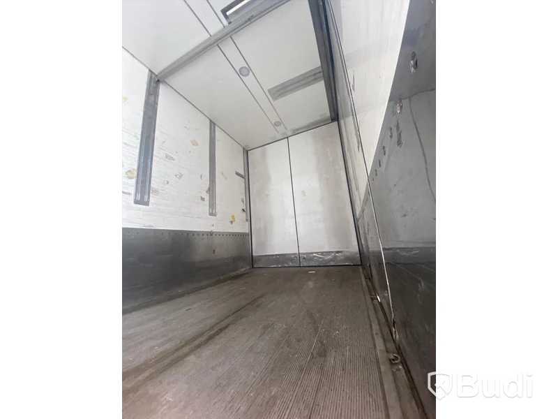 Lastbil Scania R580 Skåp med öppningsbarsida | 2014