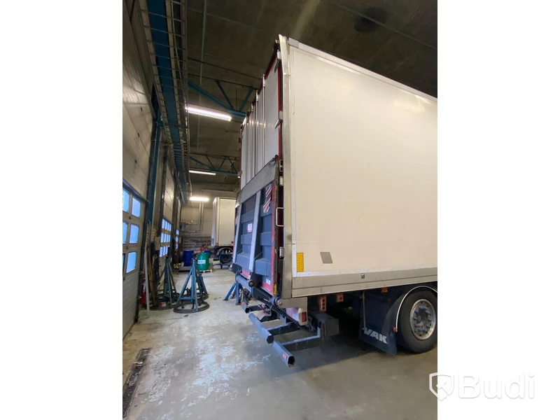 Lastbil Scania R580 Skåp med öppningsbarsida | 2014
