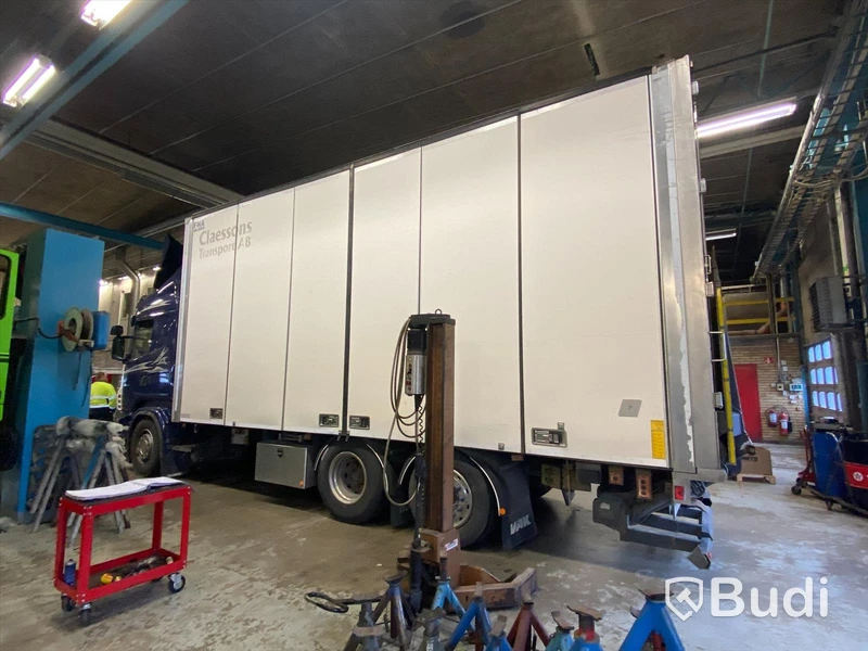 Lastbil Scania R580 Skåp med öppningsbarsida | 2014
