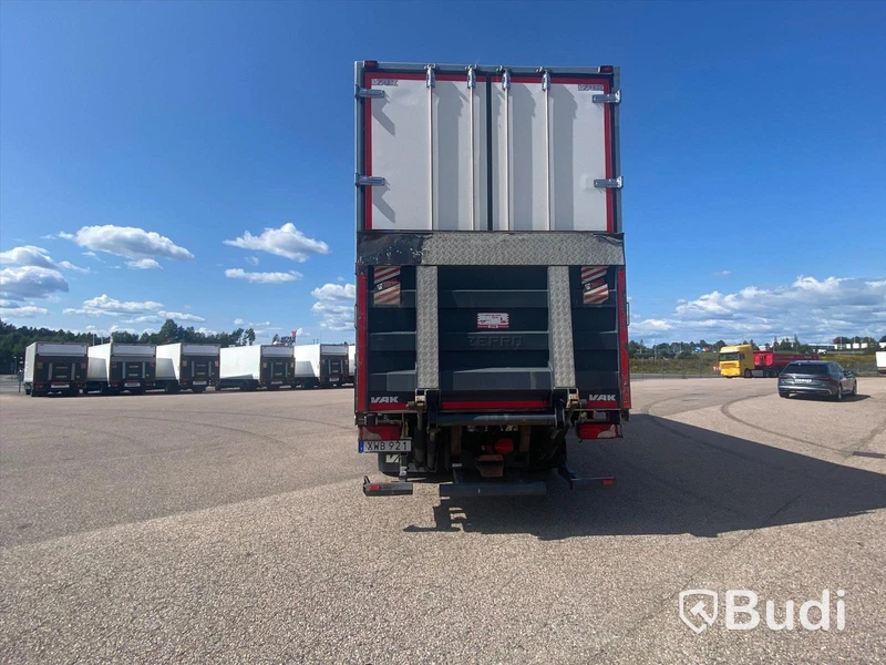 Lastbil Scania R580 Skåp med öppningsbarsida | 2014