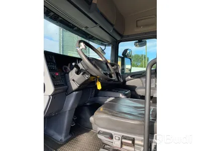 Lastbil Scania 520 V8 fjärrskåp SKAB