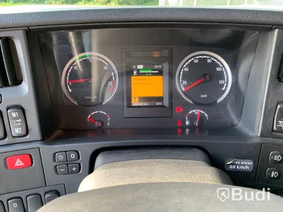 Lastbil Scania 520 V8 fjärrskåp SKAB