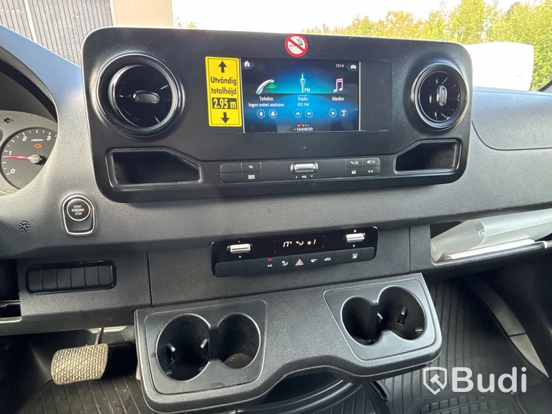 Mercedes-Benz Sprinter | 10124 mil | 2018 | RICC | sidodörr