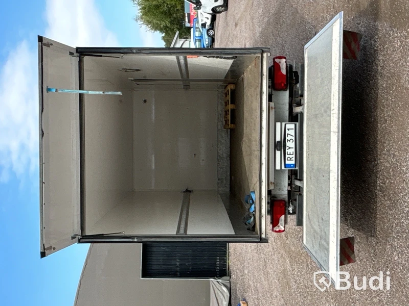 Mercedes-Benz Sprinter | 10124 mil | 2018 | RICC | sidodörr