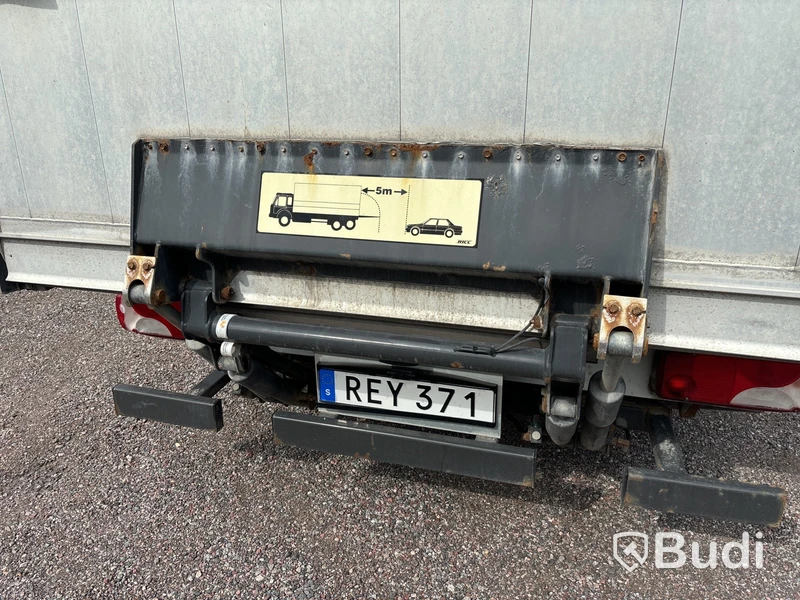 Mercedes-Benz Sprinter | 10124 mil | 2018 | RICC | sidodörr