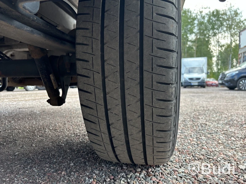 Mercedes-Benz Sprinter | 10124 mil | 2018 | RICC | sidodörr