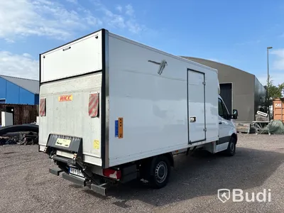 Mercedes-Benz Sprinter | 10124 mil | 2018 | RICC | sidodörr