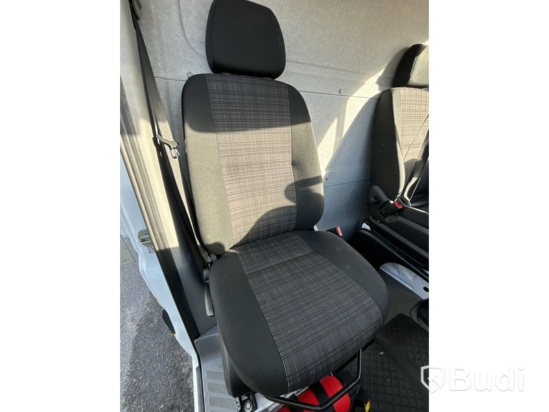 Mercedes-Benz Sprinter | 20990 mil | 2018 | BÄR | värme i CAB-skåp