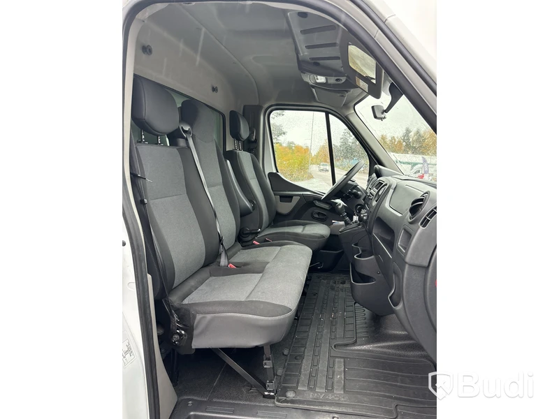 Kylbil Nissan NV400 | 20313 mil | 145hk | 2018 | Salaskåp | Zepro