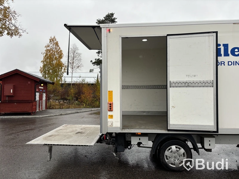 Kylbil Nissan NV400 | 20313 mil | 145hk | 2018 | Salaskåp | Zepro