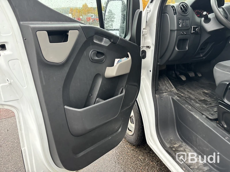 Kylbil Nissan NV400 | 20313 mil | 145hk | 2018 | Salaskåp | Zepro
