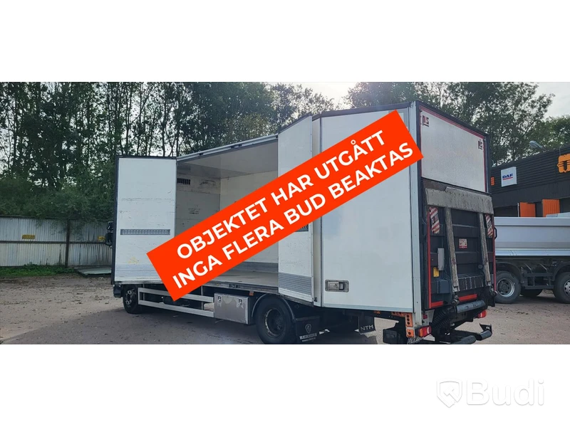 Lastbil Volvo FL 250 4x2 | 2014 | Euro6 | PLS-skåp med öppningsbarsida