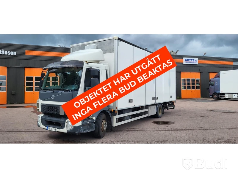 Lastbil Volvo FL 250 4x2 | 2014 | Euro6 | PLS-skåp med öppningsbarsida