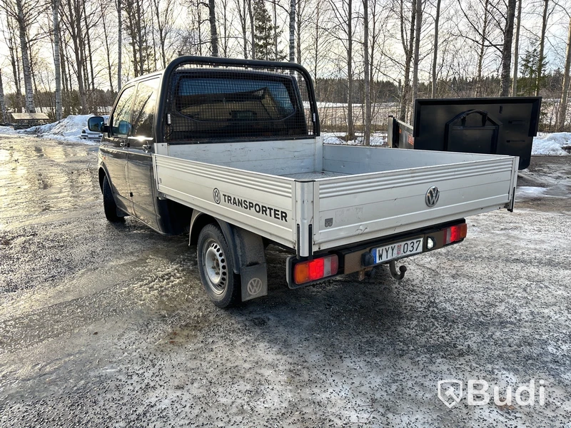 Lätt lastbil Volkswagen Transporter Chassi Double Cab T30 2.5 TDI | Automat | 131hk | 2006