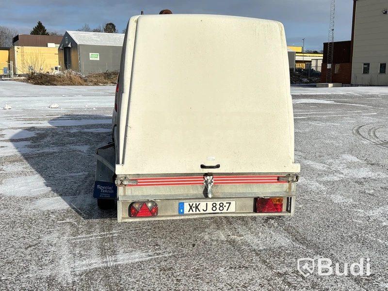Släpvagn med kåpa. Sävsjösläpet 1000 -2005