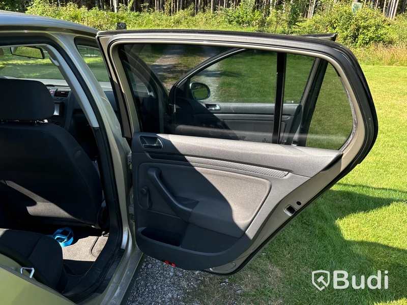 Volkswagen Golf 2.0 TDI | 140 hk | 28729 mil | 2005