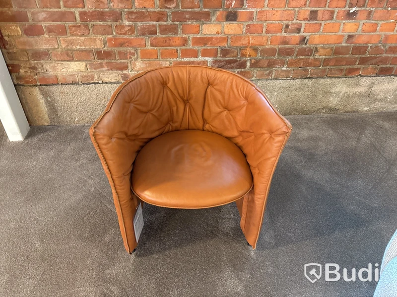 Fåtölj Fogia Niche Club Chair. Ord. pris inkl. moms: ca 30 705 kr