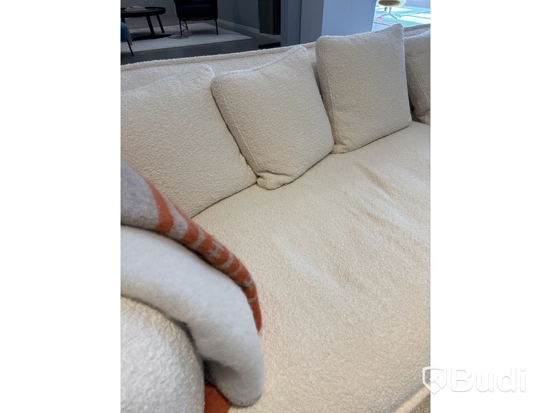 Soffa Fogia Jord. Ord. pris inkl. moms: ca 152 575 kr
