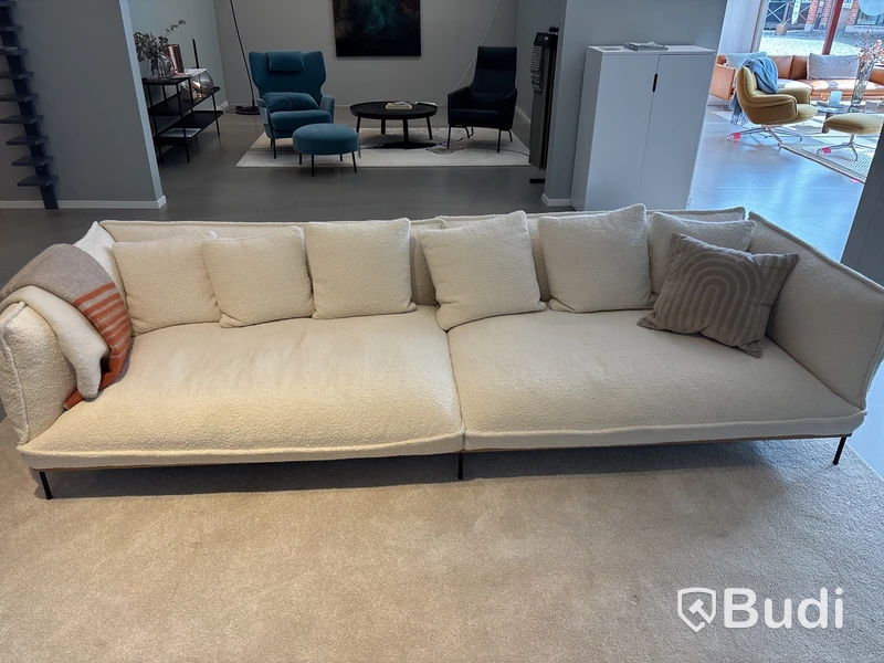 Soffa Fogia Jord. Ord. pris inkl. moms: ca 152 575 kr