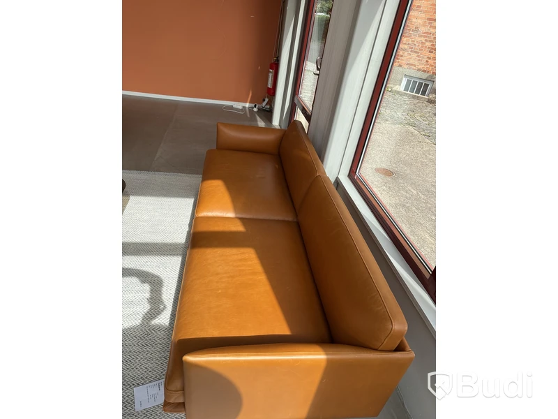 Soffa Muuto Outlane. Ord. pris inkl. moms: ca 59 995 kr