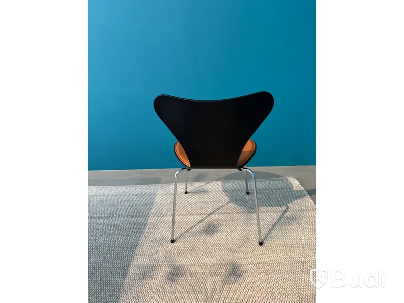 3 st. Stolar  Fritz Hansen. Ord. pris inkl. moms: ca 27 000 kr