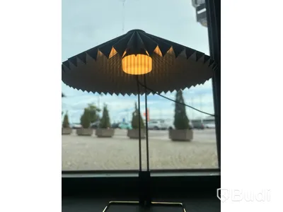 Bordslampa HAY.  Ord. pris inkl. moms ca: 3199 kr