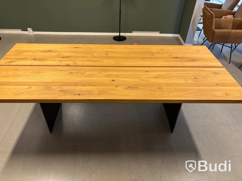 Matbord Kristensen:kristensen Elegant. Ord. pris inkl. moms: ca  42 000 kr