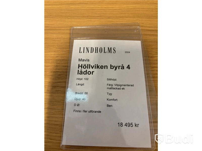 Byrå Mavis Höllviken. Ord. pris inkl. moms: ca 18 495 kr