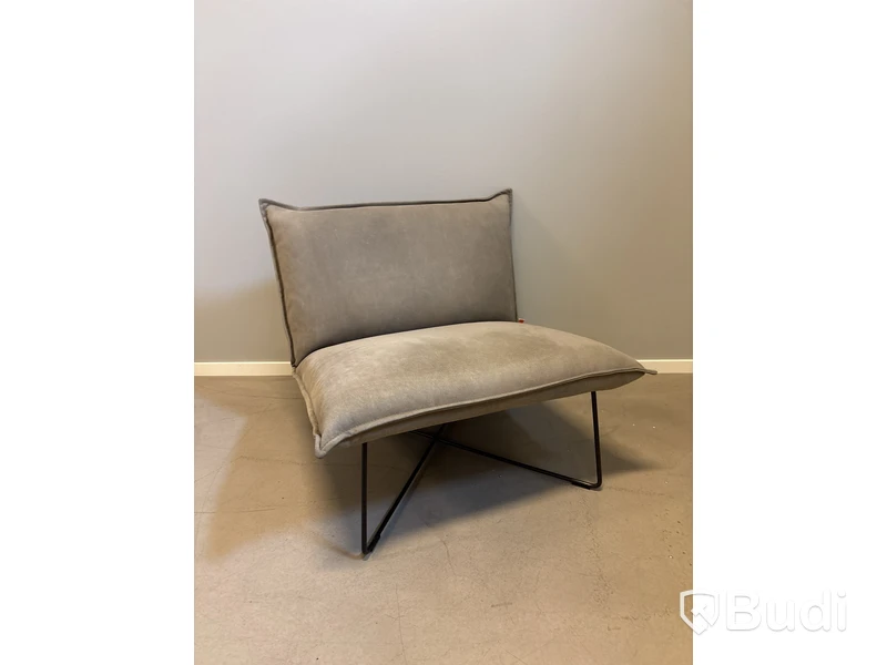 Fåtölj  Jess Design Earl Lounge. Ord. pris inkl. moms: ca 16 395 kr