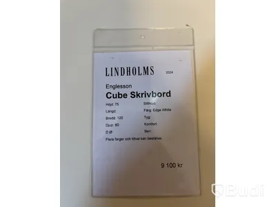 Skrivbord  Engelsson Cube inkl. vägghylla. Totalt ord. pris inkl. moms: ca 11 375 kr