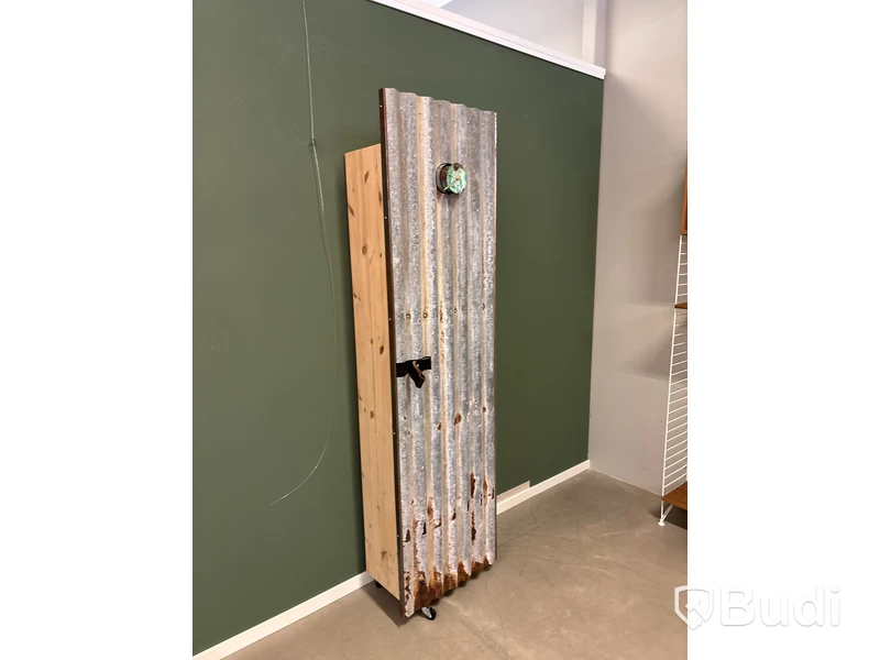 Skåp Källemo, Ord. pris inkl. moms: ca 40 000 kr