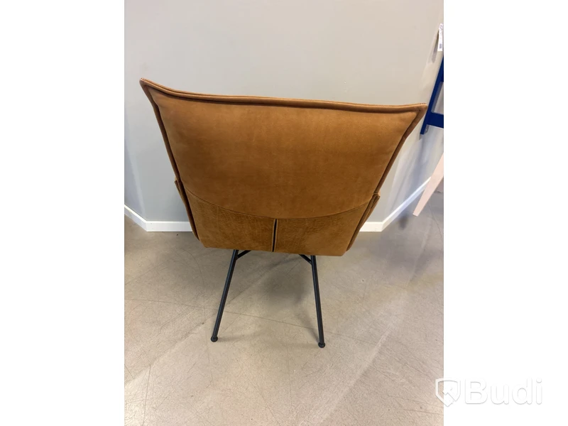 6 st. stolar Jess. Ord. pris inkl. moms: ca 60 000 kr