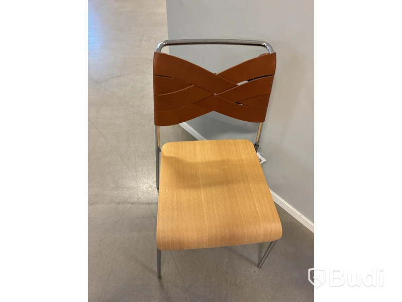 Stol Design House Stockholm . Ord. pris inkl. moms: ca 4975 kr