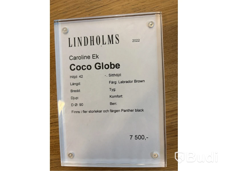 Soffbord Caroline Ek Coco Globe. Ord. pris inkl. moms: ca 7500 kr