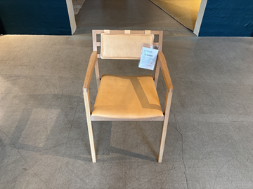Karmstol G.A.D. Fole. Ord. pris inkl. moms: ca 15 340 kr